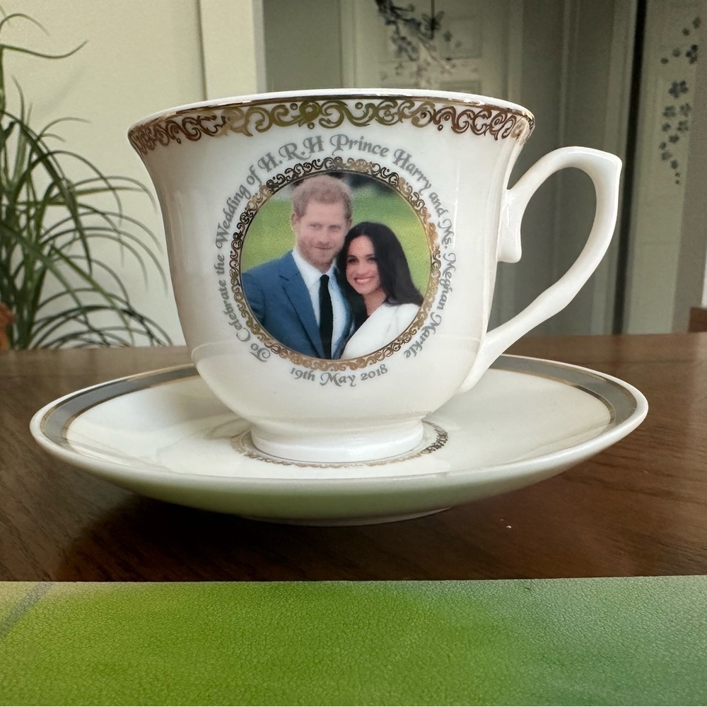 NEW Royal Wedding Prince Harry/Megan Markle Tea Cup Saucer Set LUV or HATE THEM!